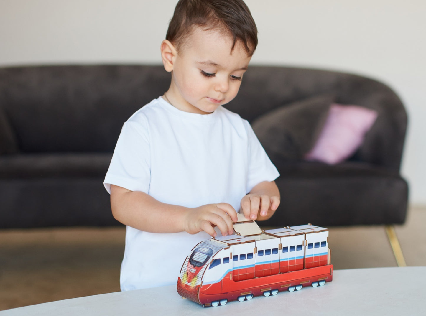 Logopēdiskā spēle "Logovilciens"