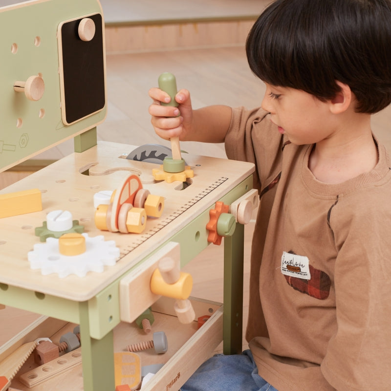 Koka darbnīca "Tool Bench"