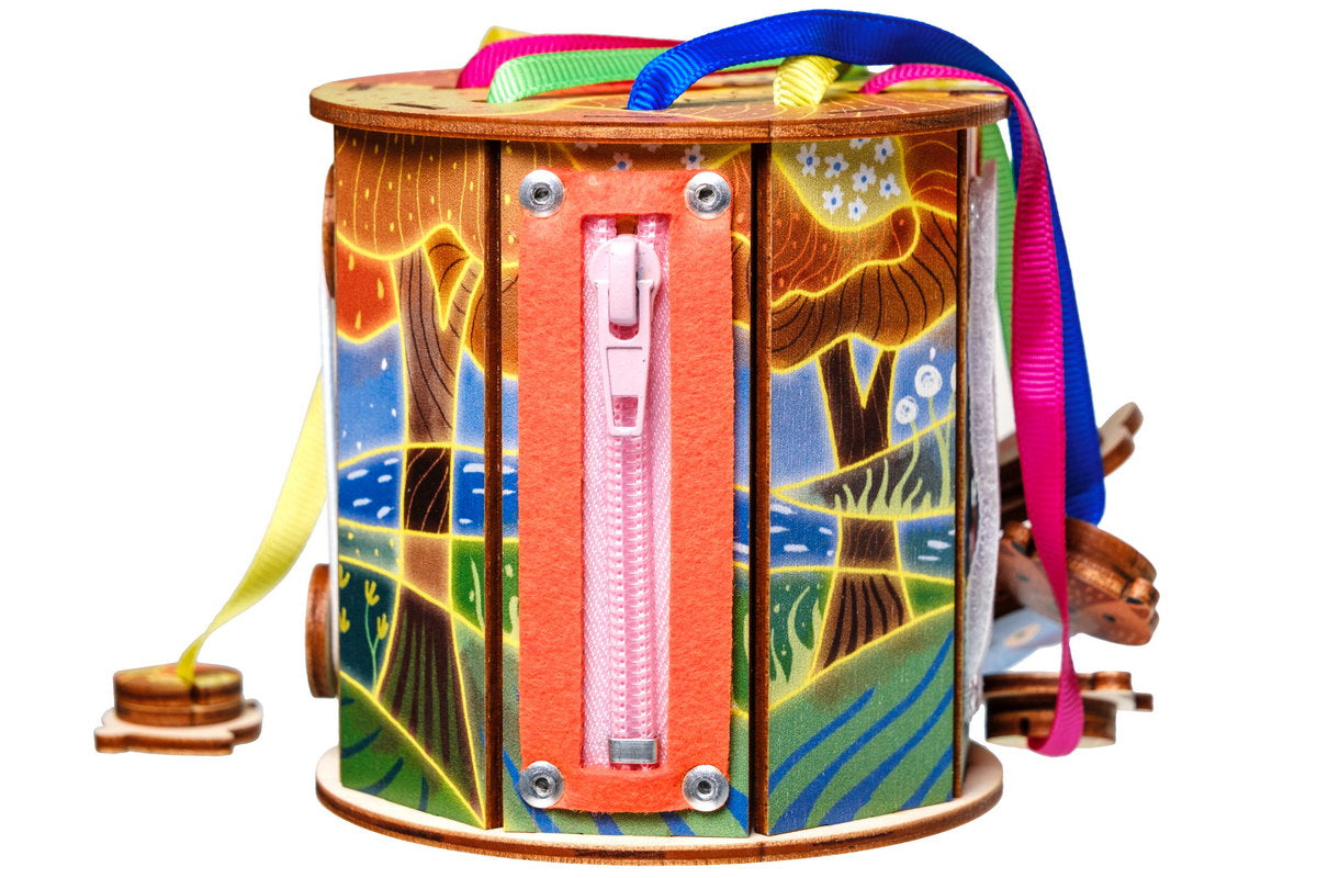 Montesori bizibords "Pasaku mežs"