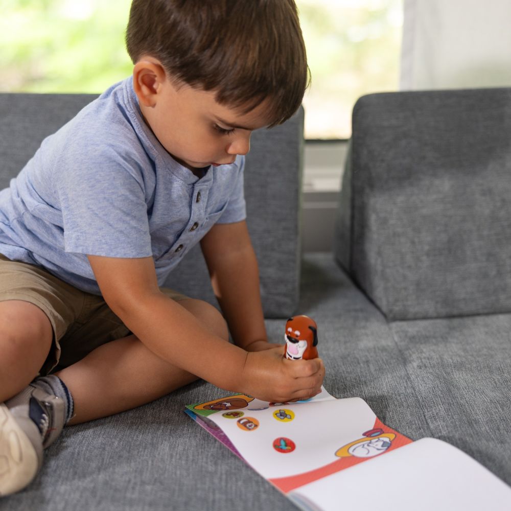 Uzlīmju grāmata+zīmogotājs Sticker Wow! Dog