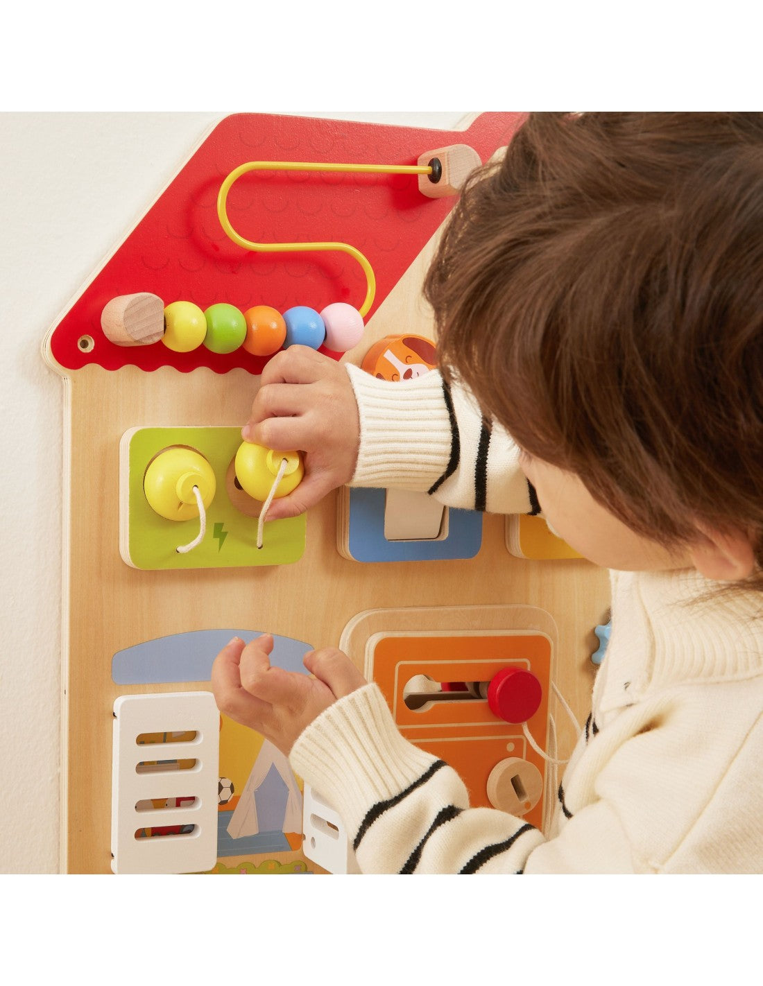 Aktivitāšu sienas panelis "Learning House"