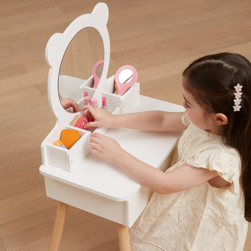 Kosmētikas galdiņš "Dressing Table"