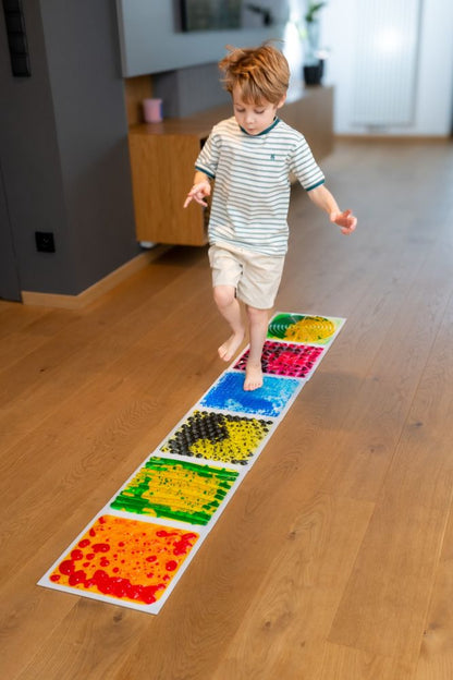 Teksturēti paklājiņi ar šķidrumu "Textured Liquid Mats" (4 gab.)