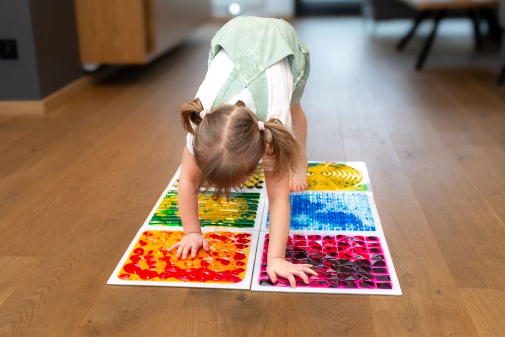 Teksturēti paklājiņi ar šķidrumu "Textured Liquid Mats" (4 gab.)